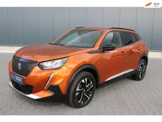 Peugeot 2008 1.2 PureTech Allure Pack Premium Plus NIEUWE BANDEN