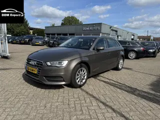 Audi A3 Sportback 1.2 TFSI Attraction Pro Line plus Automaat