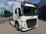 Foto 27 van Volvo FM 460 4X2 GLOBETROTTER DYNAMIC STEERING / ALCOA DURA BRIGHT / KOELKAST / AIRCO / STANDKACHEL