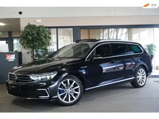 Volkswagen Passat 1.4 TSI PHEV GTE DSG 218 PK Pano Trek Virtual Navi Cam Acc