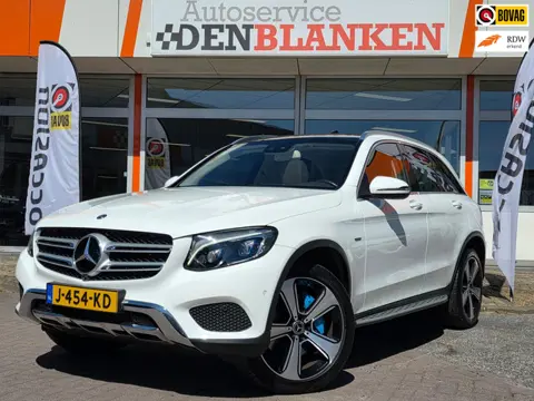Mercedes-Benz GLC-klasse 350e 4MATIC Premium Plus BJ.11-2017 / Panodak / Navi / Leder / Carplay / LE