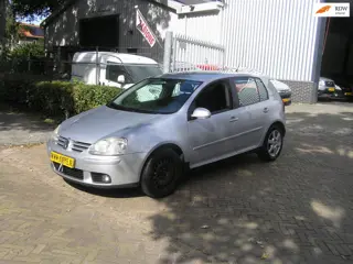 Volkswagen Golf 1.6 Turijn airco sturbekr APK