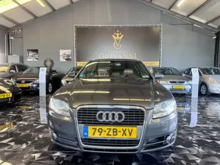 Foto 13 van Audi A4 Avant 1.8 Turbo Advance INRUIL MOGELIJK