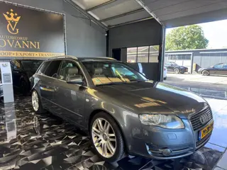 Foto 19 van Audi A4 Avant 1.8 Turbo Advance INRUIL MOGELIJK