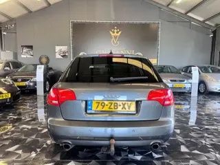 Foto 16 van Audi A4 Avant 1.8 Turbo Advance INRUIL MOGELIJK