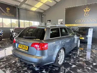Foto 15 van Audi A4 Avant 1.8 Turbo Advance INRUIL MOGELIJK