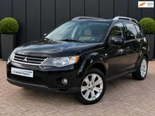 Mitsubishi Outlander 3.0 V6 AUTOMAAT NAVI SCHUIFDAK LEER