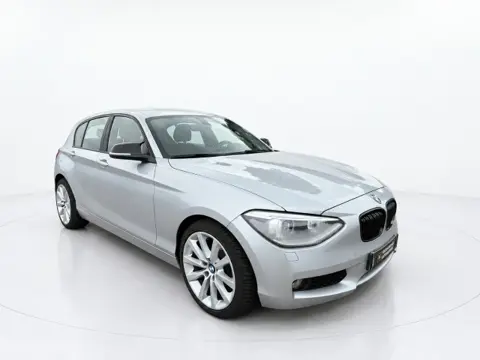 BMW 1-SERIE 118I HIGH EXECUTIVE