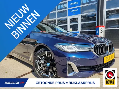 BMW 5-serie 545e xDrive 394pk. / Individual Tansanitblau / Laser / 20 inch / Comfortstoelen / ACC / 