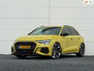 Audi A3 Sportback 35 TFSI S-Line B&O Adapt Cruise Standkachel Apple carplay Verlaagde carrosserie