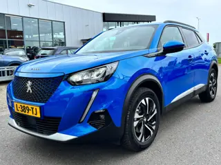 Peugeot e-2008 BWJ 2021 EV Allure 136 PK Pack 50 kWh FULL LED | HALF LEDER | ADAPTIVE CRUISE | CAMER