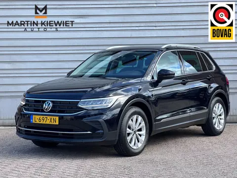 Volkswagen Tiguan 1.5 TSI Life Business|ACC|Stoelverwarming|Comfortstoelen|Climate Control
