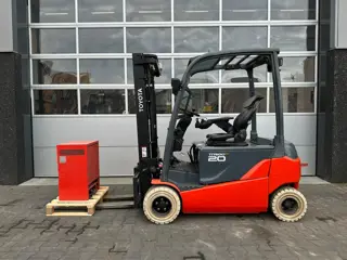 Toyota 8FBMT20 (bj 2015)