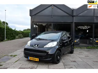 Peugeot 107 1.0-12V XS Navigatie Carplay Airco