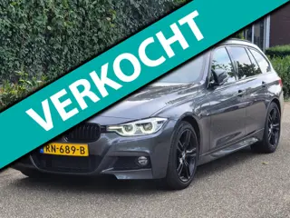 BMW 3-serie Touring M Sport PANO HUD Apple CarPlay Trekhaak Alcantara HiFi Inklapbare spiegels NAP C