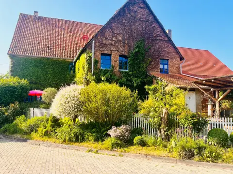 D863 - royaal huis aan de Diemelsee in Duitsland met atelierruimte