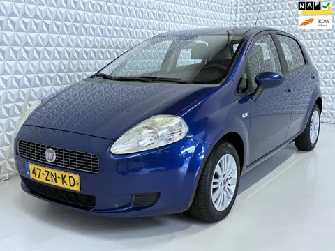 Fiat Grande Punto 1.4 5-deurs Airco/Cruise én APK tot 10-2027! (2008)