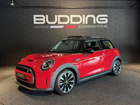 MINI Electric Camden Plus Edition 33 kWh | Pano | Comfort pakket |