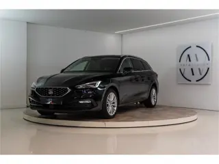 SEAT Leon Sportstourer 1.5 eTSI Xcellence 150PK | LED | Sfeer | Virtual | Keyless | Memorystoelen | 
