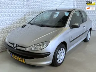 Peugeot 206 1.4 X-Design AUTOMAAT / 74.000km (2005)
