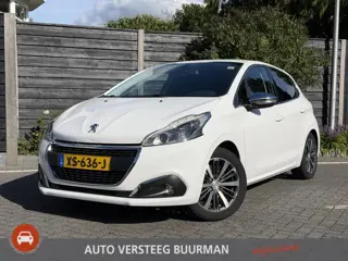 Foto 12 van Peugeot 208 Allure 1.2 PureTech 82PK Trekhaak, Navigatie, Parkeersensoren Achter, Climate Control, C