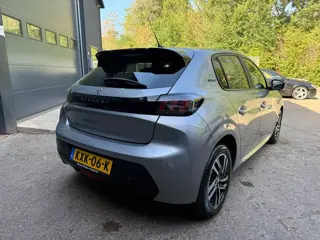 Foto 15 van Peugeot 208 1.2 GT | Carplay| Led|