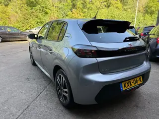 Foto 18 van Peugeot 208 1.2 GT | Carplay| Led|