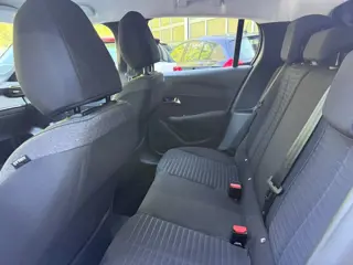 Foto 20 van Peugeot 208 1.2 GT | Carplay| Led|