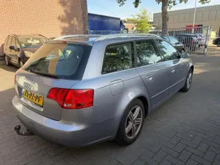 Foto 14 van Audi A4 Avant 2.0 Pro Line