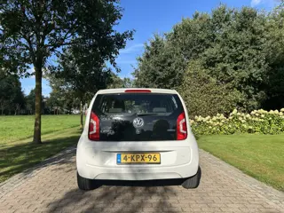 Foto 19 van Volkswagen up! 1.0 move up! BlueMotion | NAVI | Cruise Control | PDC |