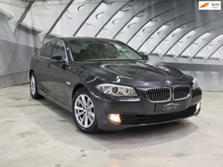 BMW 5-serie 523i Automaat Leer