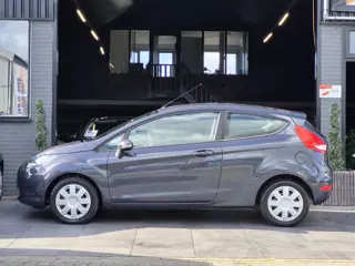 Foto 20 van Ford Fiesta 1.25 Limited|2e eig|NAP|Airco|El.Ramen|APK|AUX