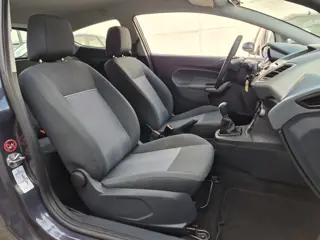 Foto 14 van Ford Fiesta 1.25 Limited|2e eig|NAP|Airco|El.Ramen|APK|AUX