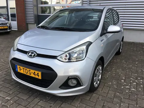 Hyundai i10 1.0i i-Motion Comf. +, NL auto met NAP, Airco