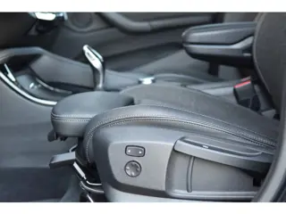 Foto 19 van BMW X1 sDrive20i High Executive * Sportstoelen * Trekhaak * Lichtpakket * LED * Facelift *