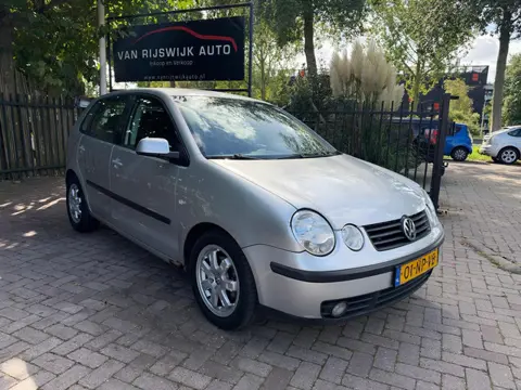 Volkswagen Polo 1.4-16V Comfortline APK TOT 07-27 Clima