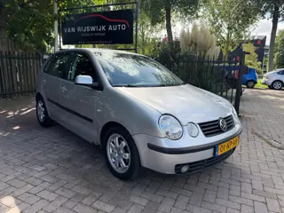 Volkswagen Polo 1.4-16V Comfortline APK TOT 07-27 Clima