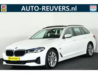 BMW 5 Serie Touring 530e xDrive Business Edition Plus Navi / Cruise / HUD / Panorama / Carplay