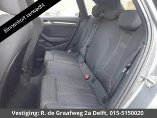 Foto 13 van Audi A3 Sportback 1.4 e-tron PHEV Ambition Pro Line plus | Navigatie | Cruise control | Climate cont