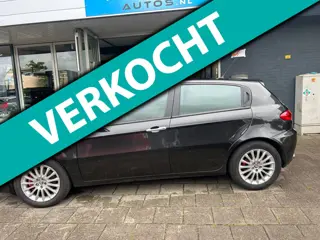 Alfa Romeo 147 2.0 T.Spark Distinctive Leder/Clima/Navi/Lm velgen