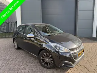 Peugeot 208 1.6 HDI Allure Navi|Clima|Lagekm|Cruise|Sensoren
