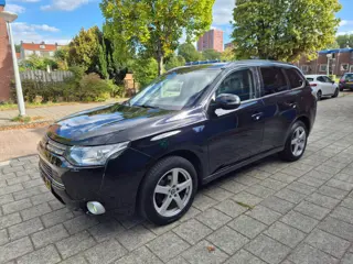 Mitsubishi Outlander 2.0 PHEV Instyle+