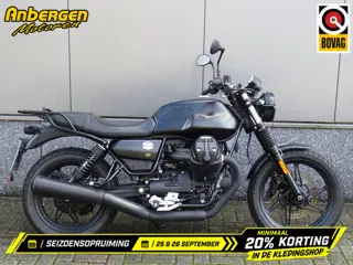 Moto Guzzi V 7 STONE (bj 2021)