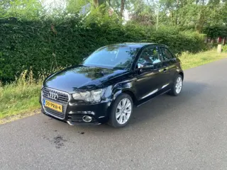 Audi A1 1.6 TDI Amb. PL. (bj 2011)