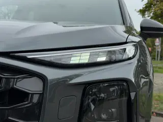 Foto 20 van Audi Q3 1.5 e-hybrid 272pk S-Line Pano Head-Up Sonos E-Zetels M-Led Adapt.Demp Keyless VOL!