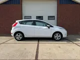 Foto 22 van Ford Fiesta 1.25 Titanium 1e Eigen PDC Cruise Contr Climate Contr