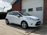Foto 25 van Ford Fiesta 1.25 Titanium 1e Eigen PDC Cruise Contr Climate Contr