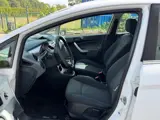 Foto 30 van Ford Fiesta 1.25 Titanium 1e Eigen PDC Cruise Contr Climate Contr