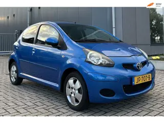 Toyota Aygo 1.0-12V Access / 5-deurs / Airco / Parkeersensoren