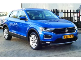 Volkswagen T-Roc 1.5 150pk TSI Sport. Elek Klep, Camera, Stoel&StuurVerw, Virt Cockpit, Clima, Full 